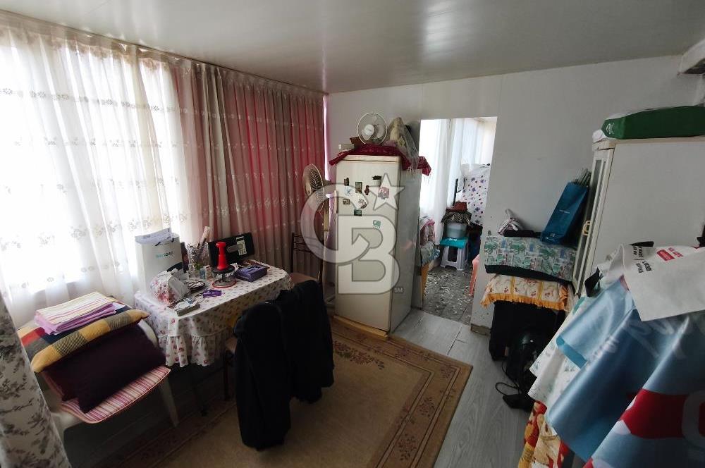 Karşıyaka Tuna Mh. Denize Yakın Geniş Teraslı Satılık 3+1 Daire