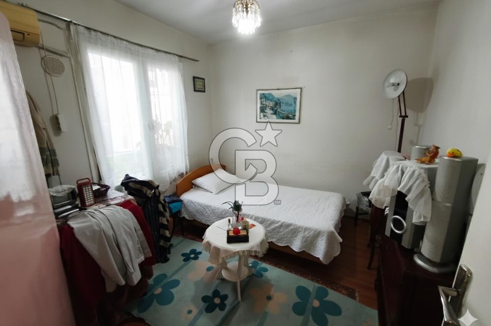 Karşıyaka Tuna Mh. Denize Yakın Geniş Teraslı Satılık 3+1 Daire