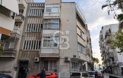 Karşıyaka Tuna Mh. Denize Yakın Geniş Teraslı Satılık 3+1 Daire