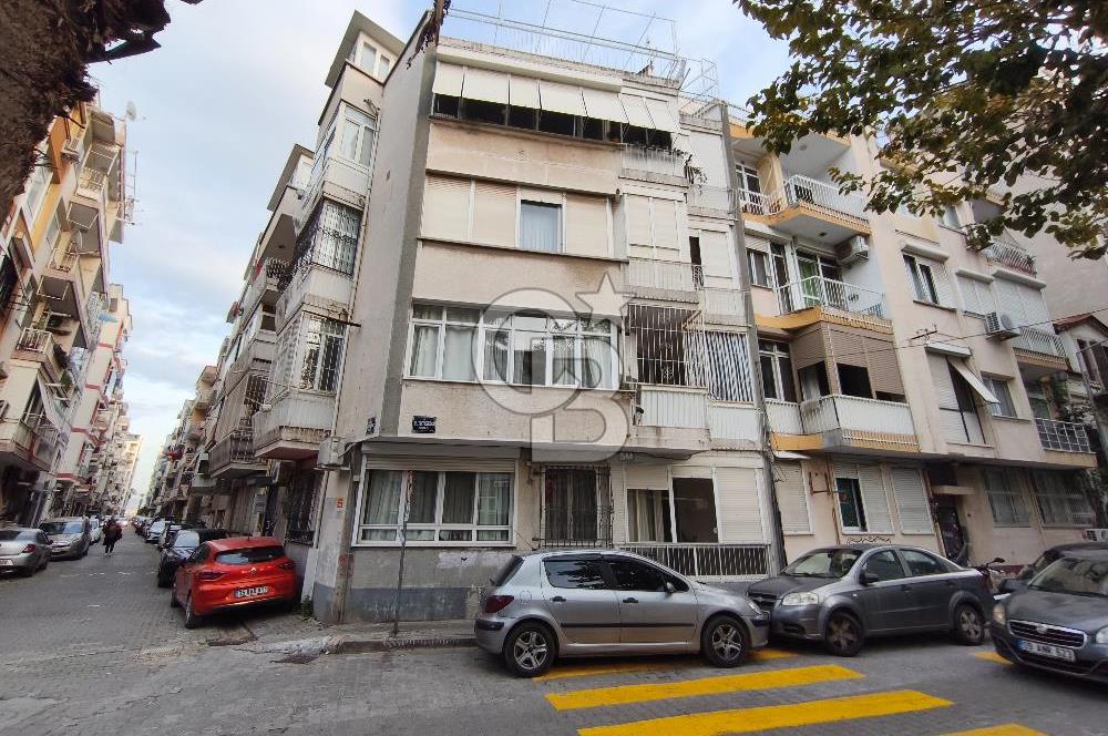 Karşıyaka Tuna Mh. Denize Yakın Geniş Teraslı Satılık 3+1 Daire