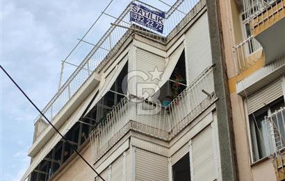 Karşıyaka Tuna Mh. Denize Yakın Geniş Teraslı Satılık 3+1 Daire