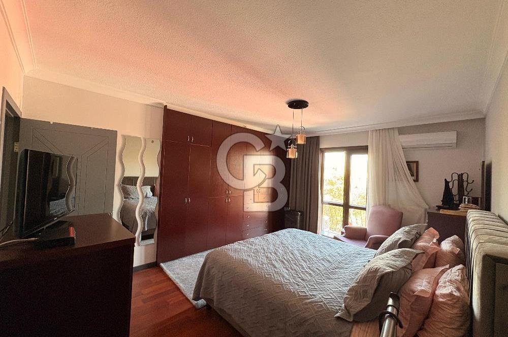 KONUTKENT 2 DE YENİLENMİŞ ŞEREFİYESİ YÜKSEK SATILIK KÖŞE VİLLA