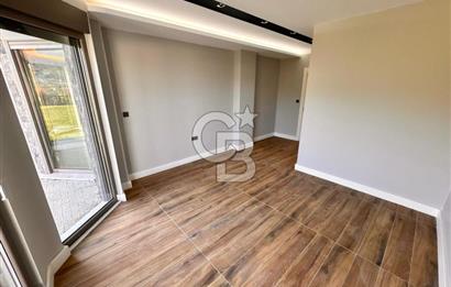 CB ENVOY | Kartepe Acısu'da Yatay Mimari Havuzlu 4+1 Lüks Villa