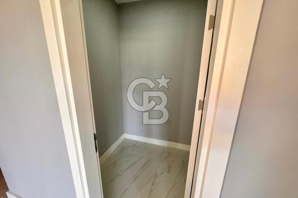 CB ENVOY | Kartepe Acısu'da Yatay Mimari Havuzlu 4+1 Lüks Villa