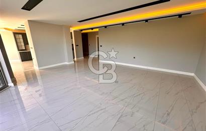 CB ENVOY | Kartepe Acısu'da Yatay Mimari Havuzlu 4+1 Lüks Villa