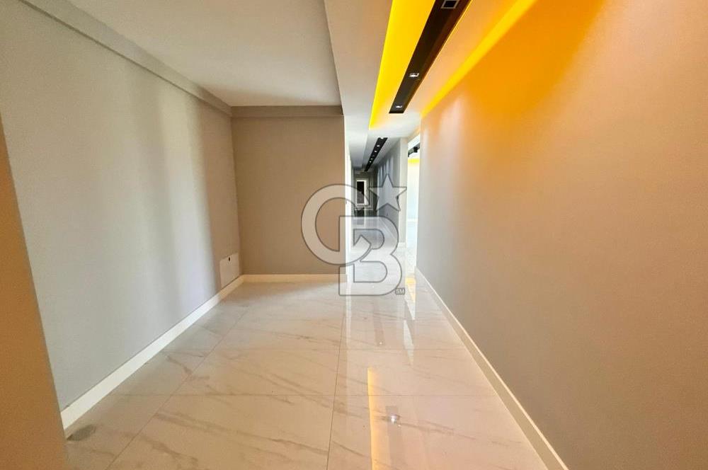 CB ENVOY | Kartepe Acısu'da Yatay Mimari Havuzlu 4+1 Lüks Villa