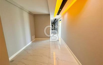 CB ENVOY | Kartepe Acısu'da Yatay Mimari Havuzlu 4+1 Lüks Villa