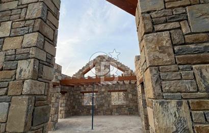 DOĞAL TAŞ VE LÜKS BULUŞUYOR ANAHTAR TESLİM SATILIK TAŞ VİLLA