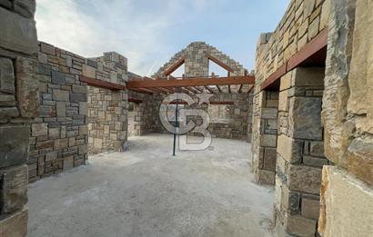 DOĞAL TAŞ VE LÜKS BULUŞUYOR ANAHTAR TESLİM SATILIK TAŞ VİLLA