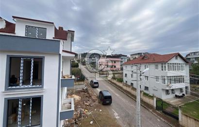 ÇENESUYU ÇINARLI DA YENİ BİNA DENİZ MANZARALI ÇATI DUBLEKS DAİRE