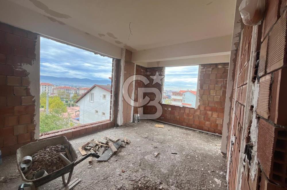 ÇENESUYU ÇINARLI DA YENİ BİNA DENİZ MANZARALI ÇATI DUBLEKS DAİRE