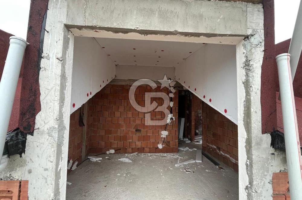 ÇENESUYU ÇINARLI DA YENİ BİNA DENİZ MANZARALI ÇATI DUBLEKS DAİRE