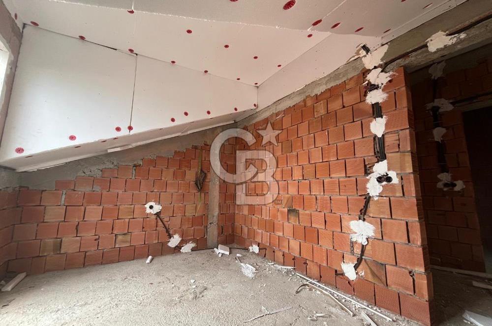 ÇENESUYU ÇINARLI DA YENİ BİNA DENİZ MANZARALI ÇATI DUBLEKS DAİRE