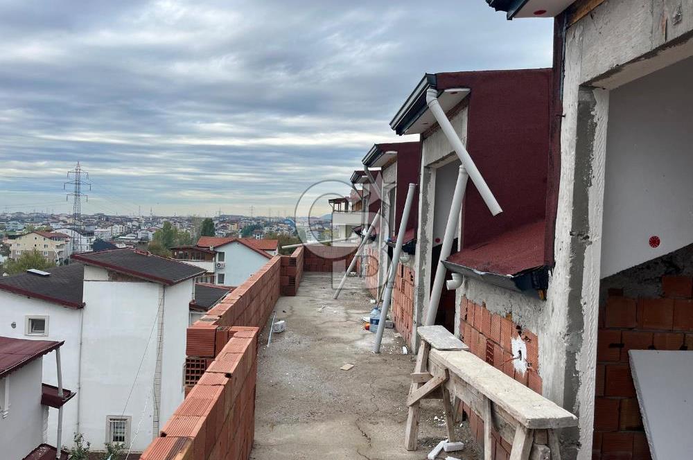 ÇENESUYU ÇINARLI DA YENİ BİNA DENİZ MANZARALI ÇATI DUBLEKS DAİRE