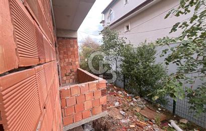 ÇENESUYU ÇINARLI DA YENİ BİNA DENİZ MANZARALI ÇATI DUBLEKS DAİRE