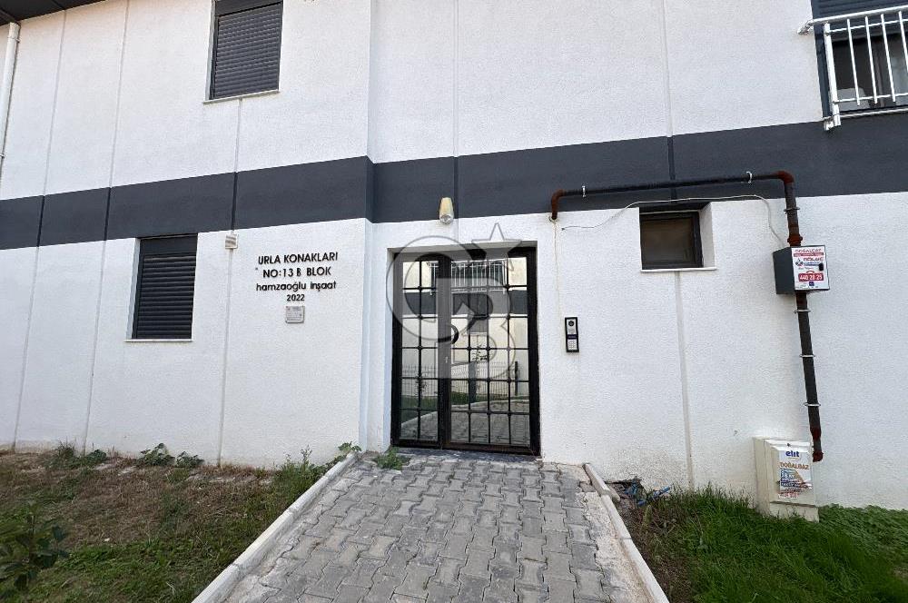 URLA MERKEZDE 1+1 DOĞALGAZLI 2 KLİMALI BAHÇELİ KİRALIK DAİRE