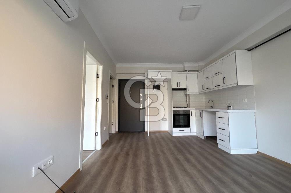 URLA MERKEZDE 1+1 DOĞALGAZLI 2 KLİMALI BAHÇELİ KİRALIK DAİRE