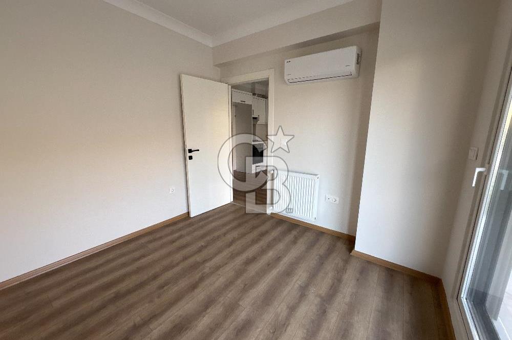 URLA MERKEZDE 1+1 DOĞALGAZLI 2 KLİMALI BAHÇELİ KİRALIK DAİRE