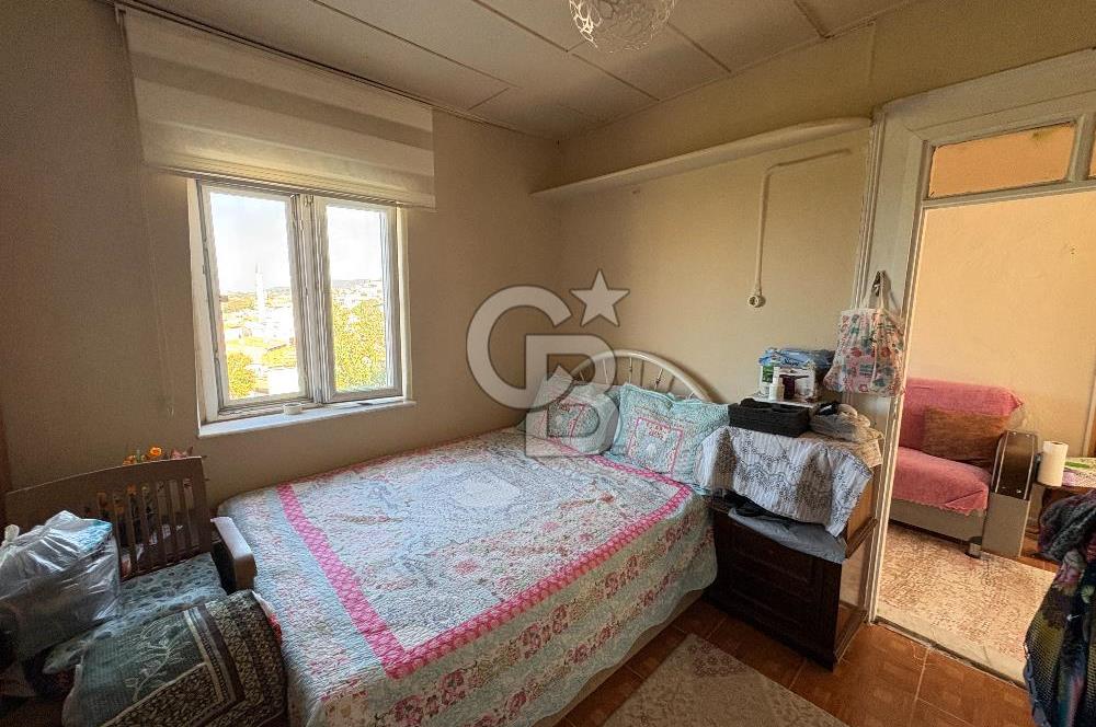 URLA SANAT SOKAĞINA YAKIN SATILIK 150 YILLIK TAŞ EV