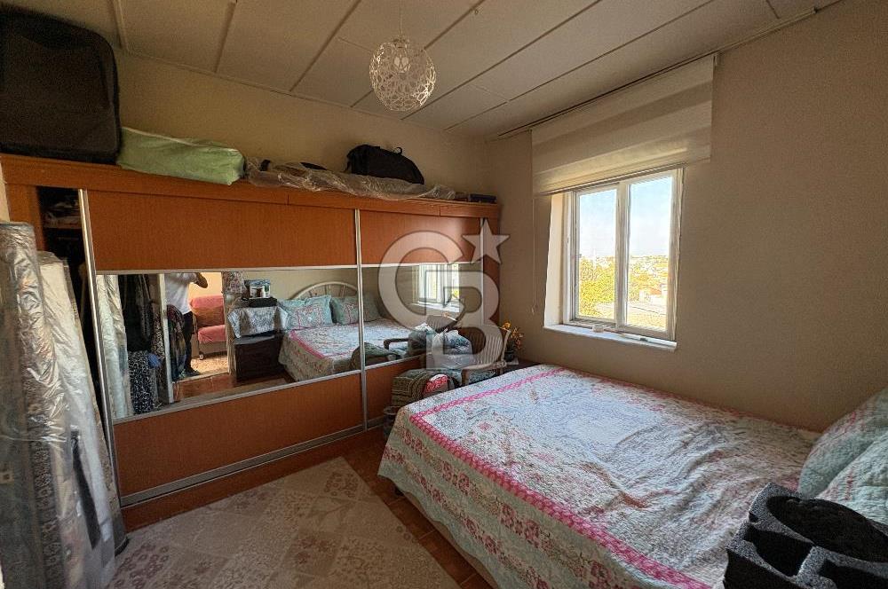 URLA SANAT SOKAĞINA YAKIN SATILIK 150 YILLIK TAŞ EV