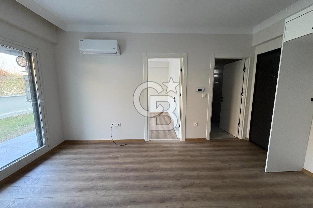 URLA MERKEZDE 1+1 DOĞALGAZLI 2 KLİMALI BAHÇELİ KİRALIK DAİRE