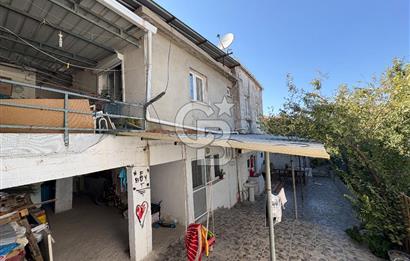 URLA SANAT SOKAĞINA YAKIN SATILIK 150 YILLIK TAŞ EV