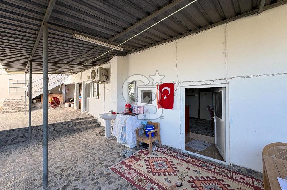 URLA SANAT SOKAĞINA YAKIN SATILIK 150 YILLIK TAŞ EV