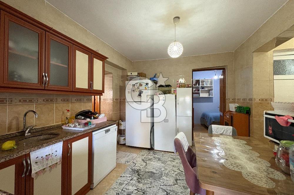 URLA SANAT SOKAĞINA YAKIN SATILIK 150 YILLIK TAŞ EV