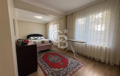 GÜZELBAHÇE YELKİDE SATILIK SİTE İÇERİSİNDE BAHÇELİ 3+1 DAİRE