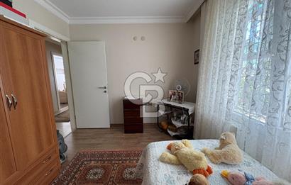 GÜZELBAHÇE YELKİDE SATILIK SİTE İÇERİSİNDE BAHÇELİ 3+1 DAİRE