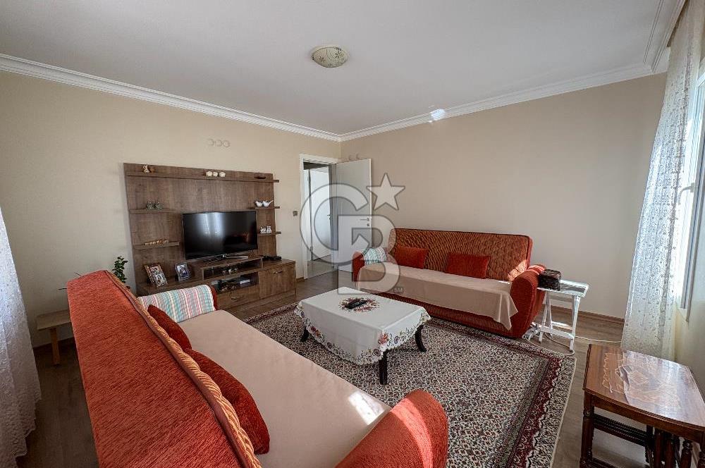 GÜZELBAHÇE YELKİDE SATILIK SİTE İÇERİSİNDE BAHÇELİ 3+1 DAİRE