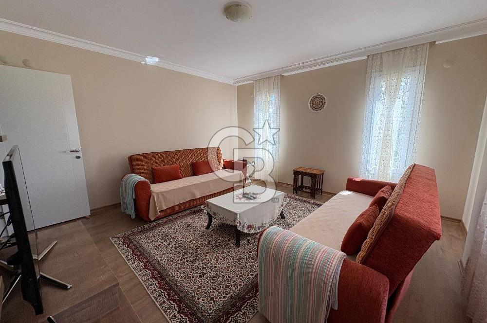 GÜZELBAHÇE YELKİDE SATILIK SİTE İÇERİSİNDE BAHÇELİ 3+1 DAİRE