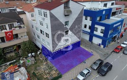 CB ENVOY'dan Gölcük Merkez'de Cadde Üzeri Kiralık 210 m2 İş Yeri