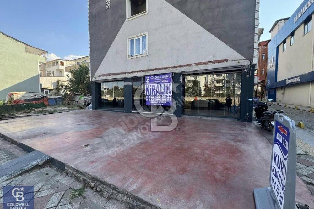 CB ENVOY'dan Gölcük Merkez'de Cadde Üzeri Kiralık 210 m2 İş Yeri