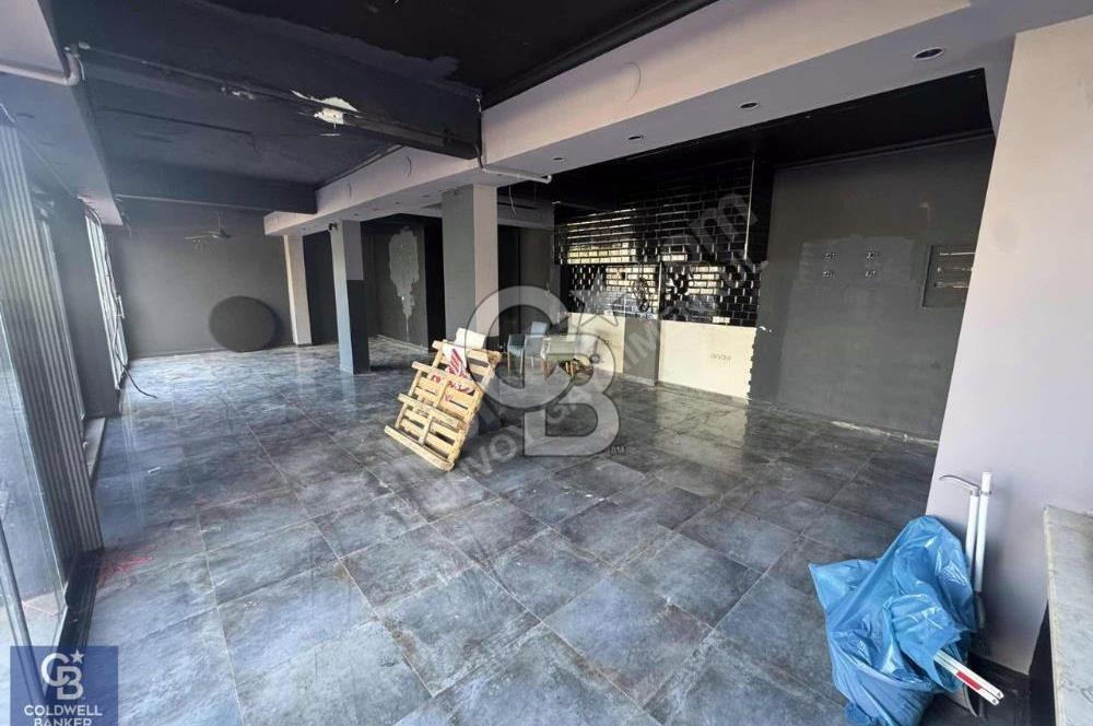 CB ENVOY'dan Gölcük Merkez'de Cadde Üzeri Kiralık 210 m2 İş Yeri