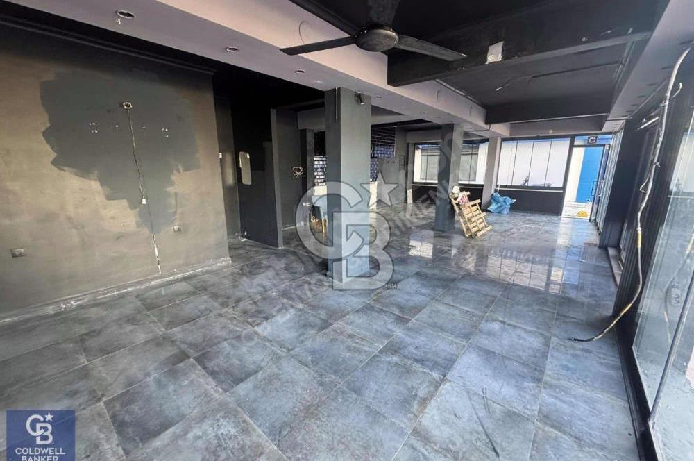 CB ENVOY'dan Gölcük Merkez'de Cadde Üzeri Kiralık 210 m2 İş Yeri