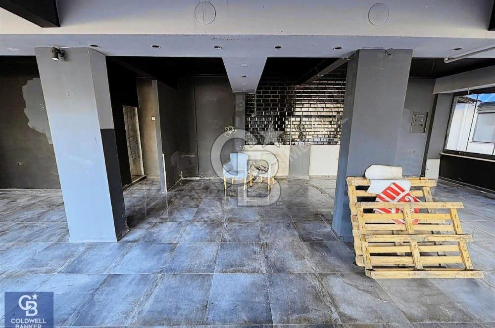CB ENVOY'dan Gölcük Merkez'de Cadde Üzeri Kiralık 210 m2 İş Yeri