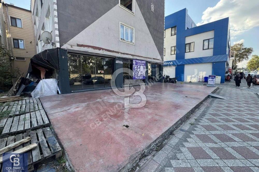 CB ENVOY'dan Gölcük Merkez'de Cadde Üzeri Kiralık 210 m2 İş Yeri