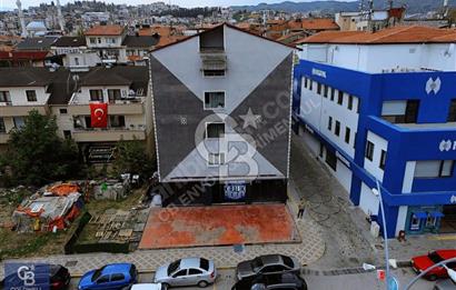 CB ENVOY'dan Gölcük Merkez'de Cadde Üzeri Kiralık 210 m2 İş Yeri