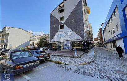 CB ENVOY'dan Gölcük Merkez'de Cadde Üzeri Kiralık 210 m2 İş Yeri