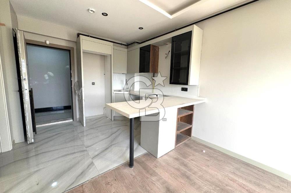 ATAŞEHİR; HAVUZLU SİTE, AKILLI EV, DENİZ MANZ. SATILIK 1+1 DAİRE