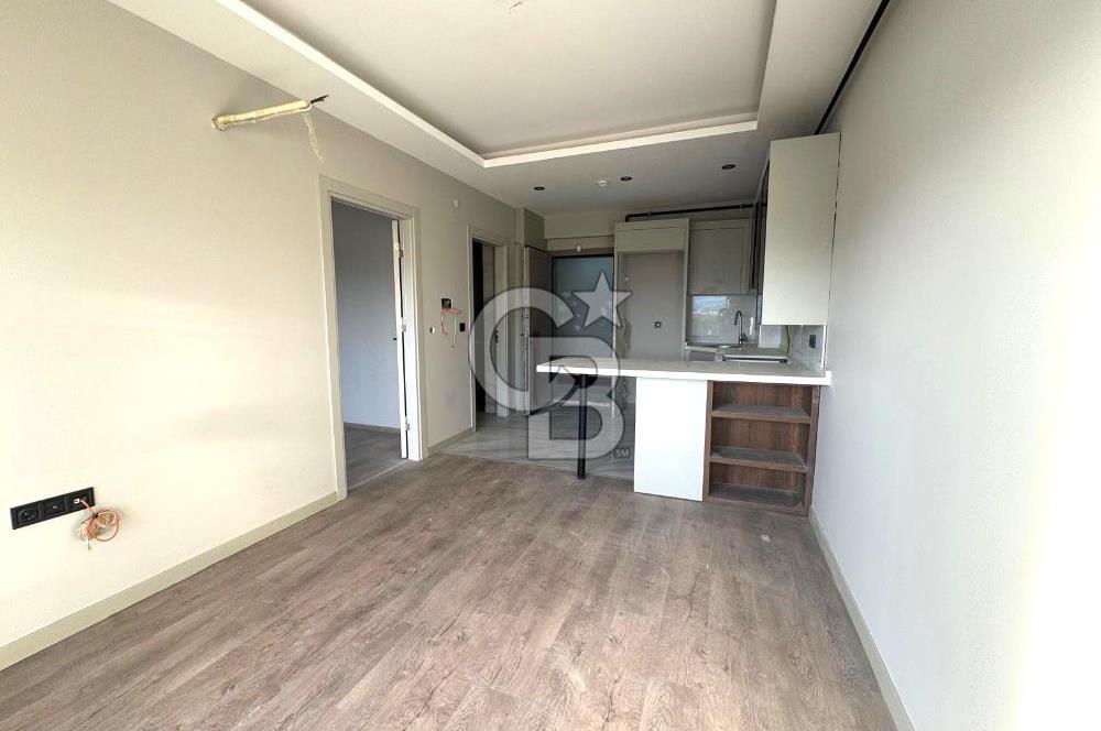 ATAŞEHİR; HAVUZLU SİTE, AKILLI EV, DENİZ MANZ. SATILIK 1+1 DAİRE