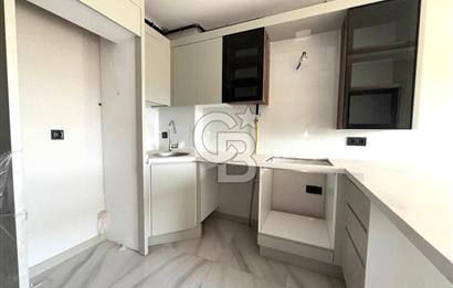ATAŞEHİR; HAVUZLU SİTE, AKILLI EV, DENİZ MANZ. SATILIK 1+1 DAİRE