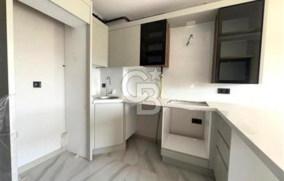 ATAŞEHİR; HAVUZLU SİTE, AKILLI EV, DENİZ MANZ. SATILIK 1+1 DAİRE