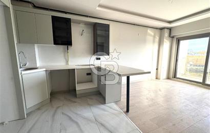 ATAŞEHİR; HAVUZLU SİTE, AKILLI EV, DENİZ MANZ. SATILIK 1+1 DAİRE