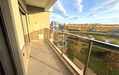 ATAŞEHİR; HAVUZLU SİTE, AKILLI EV, DENİZ MANZ. SATILIK 1+1 DAİRE