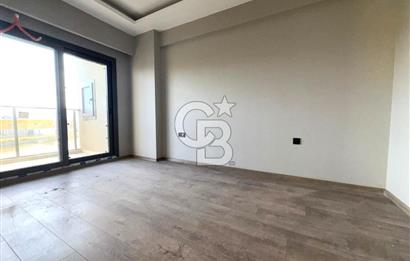 ATAŞEHİR; HAVUZLU SİTE, AKILLI EV, DENİZ MANZ. SATILIK 1+1 DAİRE