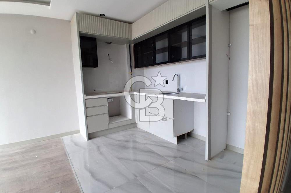 ATAŞEHİR; SIFIR BİNA, HAVUZLU SİTE, DENİZ MANZARALI, SATILIK 3+1