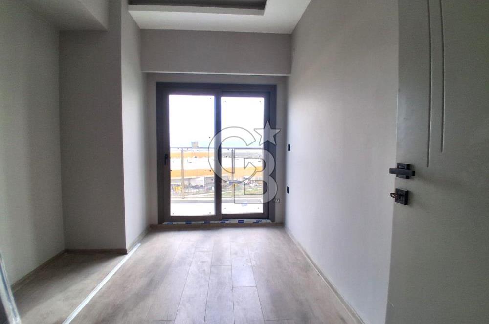 ATAŞEHİR; SIFIR BİNA, HAVUZLU SİTE, DENİZ MANZARALI, SATILIK 3+1