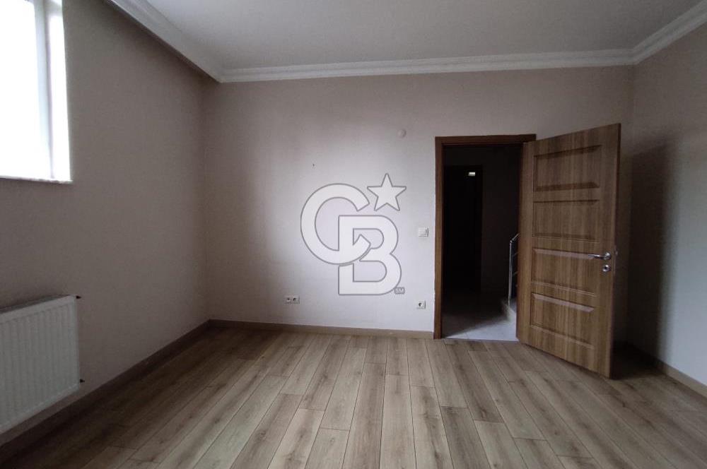 YENİDOĞAN MERKEZ SARI KONAKLARDA 3+1 FERAH TERS DUBLEKS